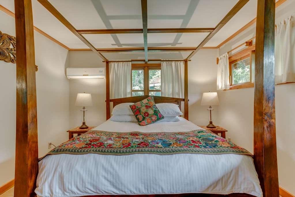 The Lodge At Chaacreek San Ignacio Room photo